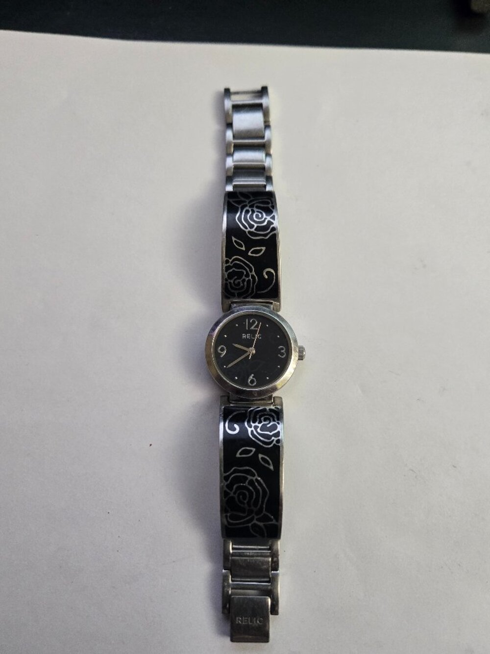 Relic Womens balck and Stainless steel bracelet watch